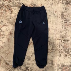 Nike Jordan UNC Tarheels sweatpants joggers
